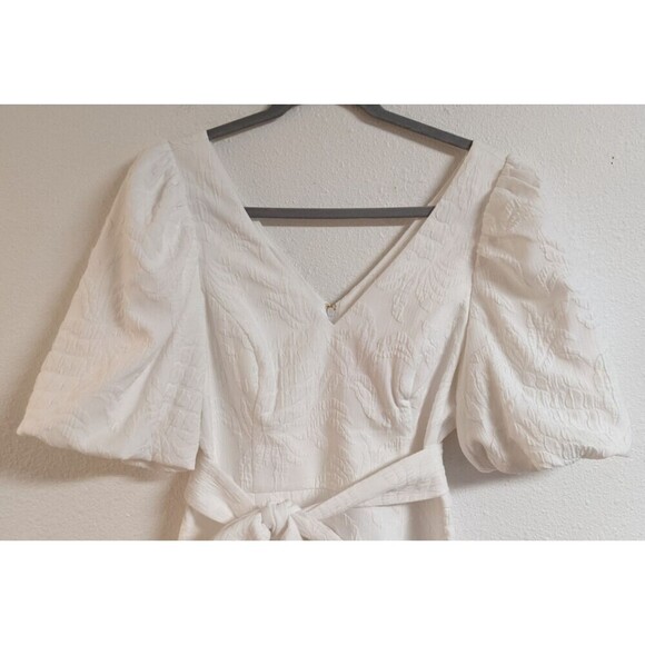 LILLY PULITZER "Kirrabelle" V-Neck Puff Sleeve Skirted Romper Dress Side Slits 4 - Picture 4 of 16